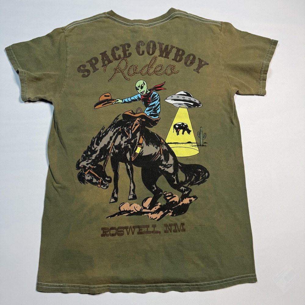 Strange Daze Shirt Mens Small Green Space Cowboy Roswell Alien UFO Sunfaded Tee